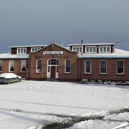 Mossburn Railway Hotel ภายนอก รูปภาพ