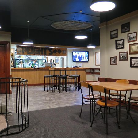 Mossburn Railway Hotel ภายนอก รูปภาพ